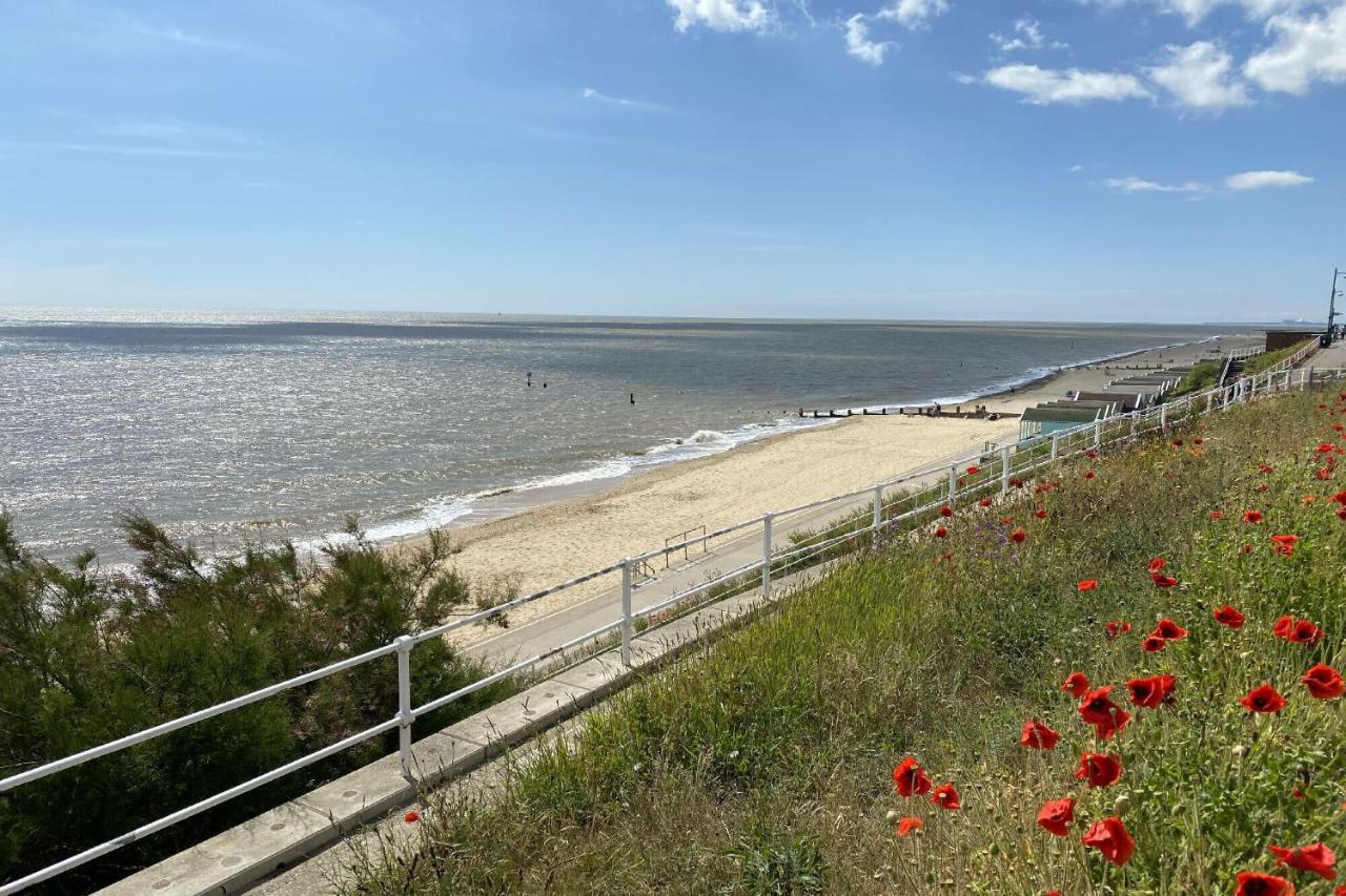 St Marys View, * Southwold